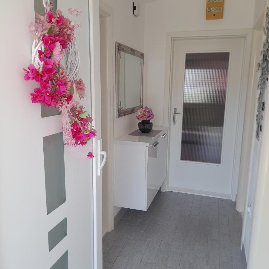 Apartment Dubravka Poljica  المظهر الخارجي الصورة
